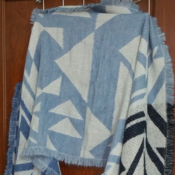 American Eagle Outfitters Aerie Scarf Blue - Picture 5 of 5